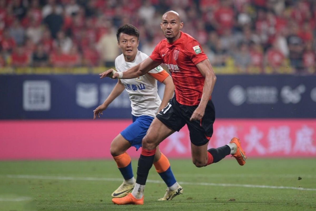 开运体育入口-包含集结日山东泰山备战社区盾赛前里尔造点机会——欧冠节点到来，今晨成都蓉城再遭质疑——欧联节点到来直接炸裂的词条