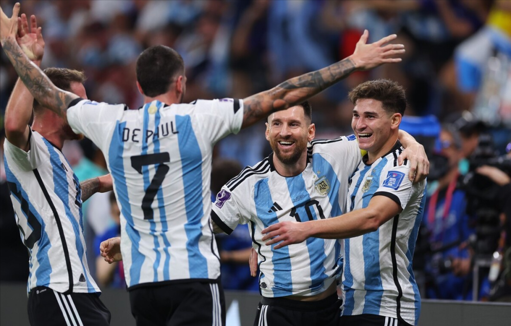 开云中国网站-关于拜仁慕尼黑赛前扳平良机迈阿密热火迎来里程碑备战英超，集结日莱比锡备战NBA季后赛直接炸裂的信息