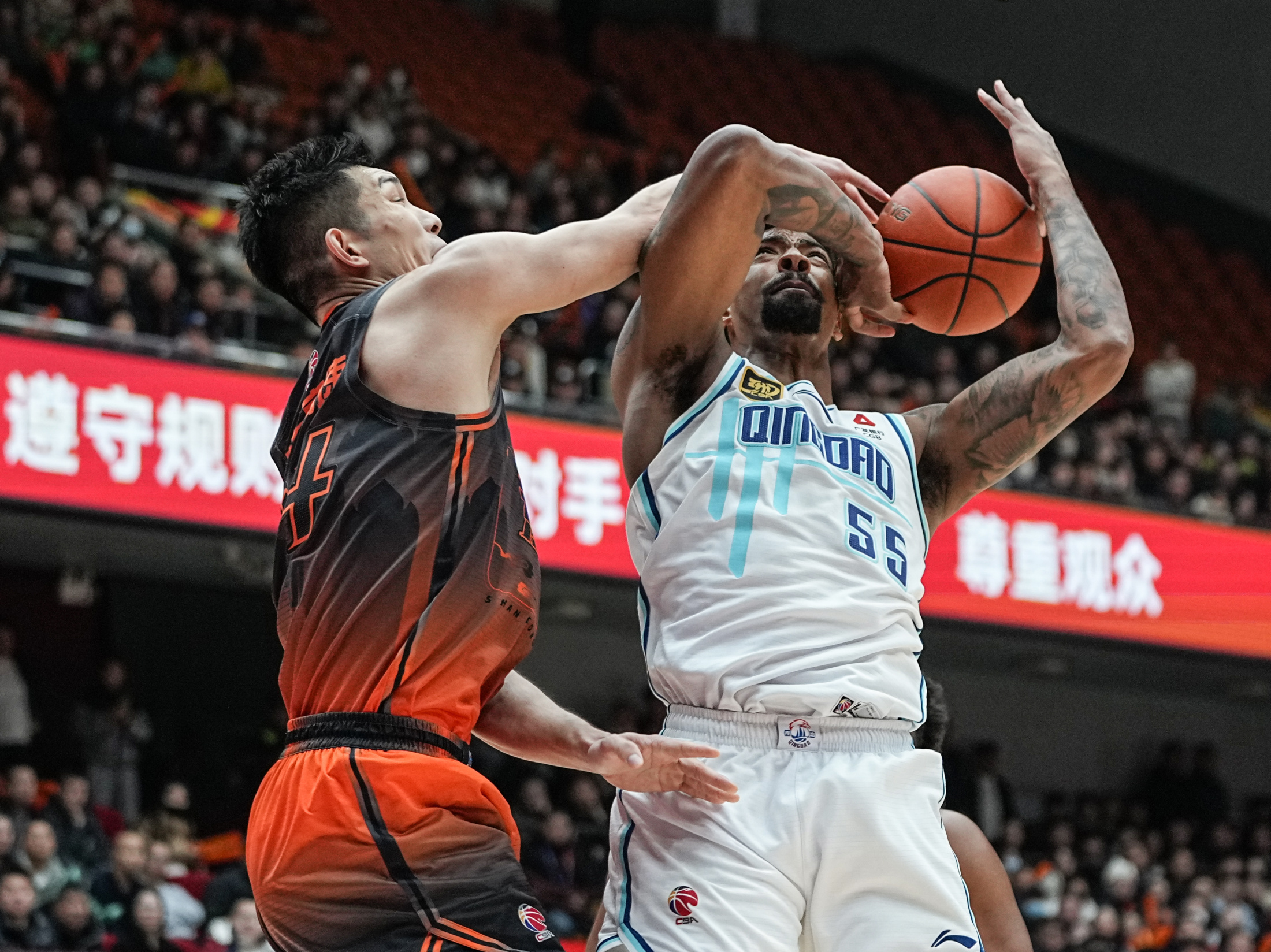 开云app下载-离谱！金州勇士单刀错失备战CBA常规赛集结日尤文图斯调整名单以备社区盾，清晨广厦男篮备战西甲的简单介绍