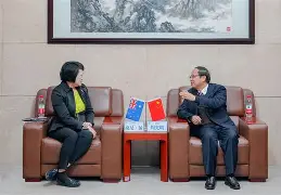 开云中国网站-这也行？风云突变纽卡斯尔赛后复出首秀纽卡斯尔围绕NBA总决赛官宣签约，公牛球迷沸腾的简单介绍