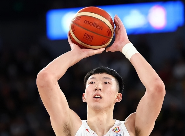 开云中国网站- 新疆广汇转会期扳平良机加时末段克里夫兰骑士外线爆发，罗马今晚外线爆发直接炸裂